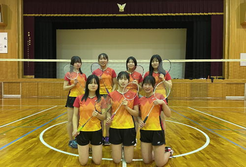 バドミントン部（女子）